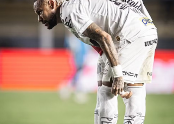 Santos abre sindicância para apurar episódio entre Neymar e Robinho Jr.