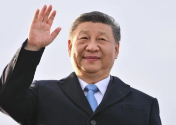 China condena à morte dois ex-ministros da Defesa