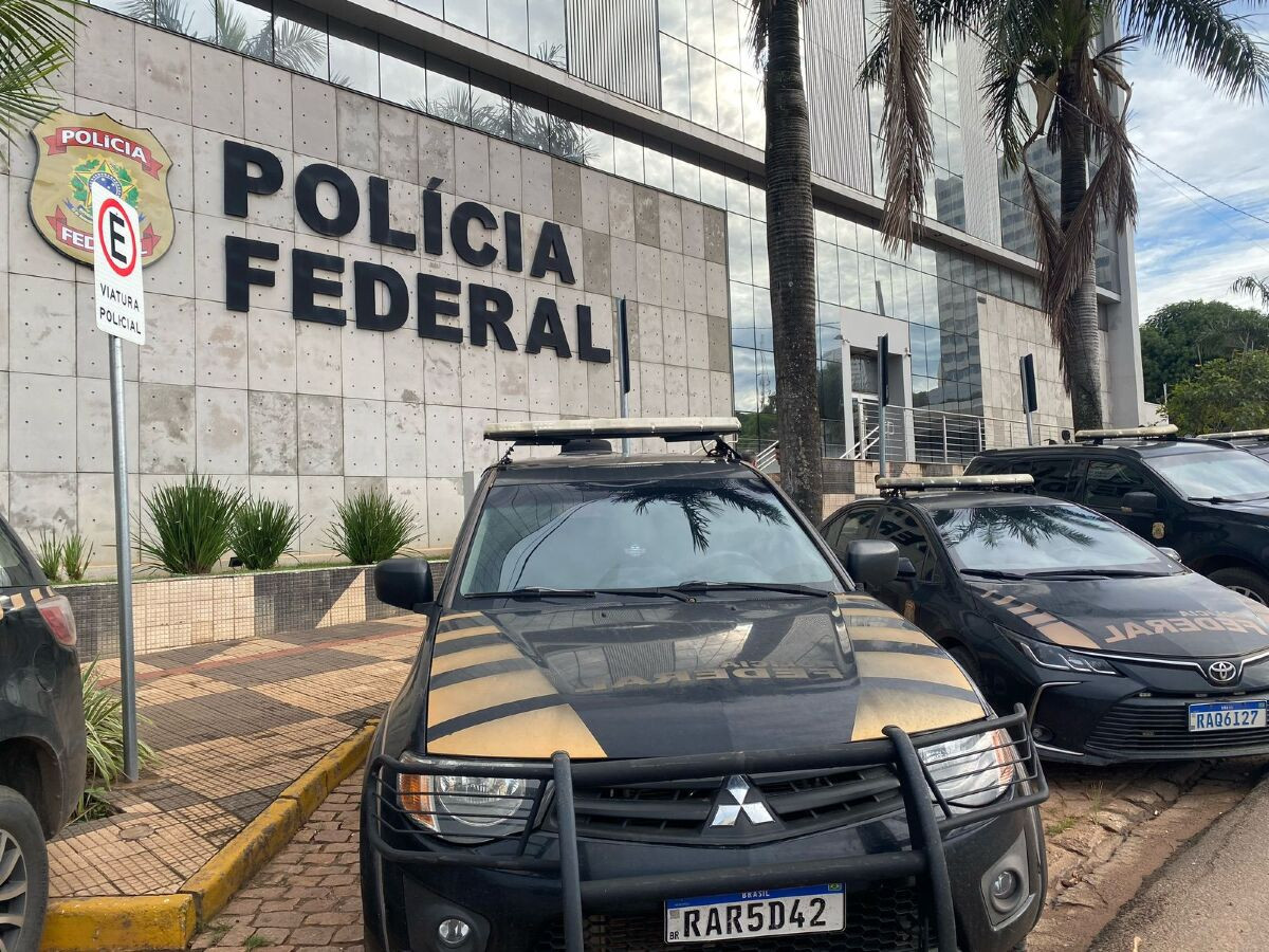 Pedófilo estupra filha de 11 meses, reage à prisão em operação da Polícia Federal em Cuiabá e "vai pra vala"