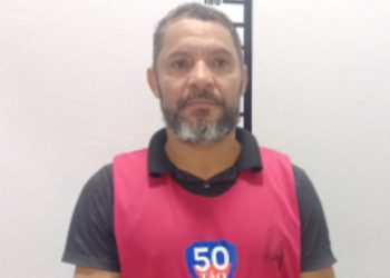 Secretário de Esportes foge da PM, é perseguido e acaba preso com arma ilegal