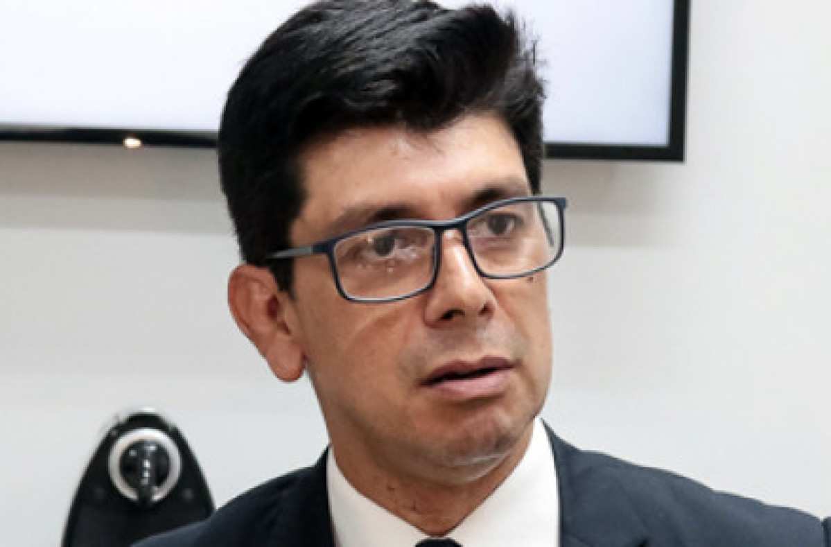 O STF desfalcado