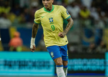 Cuiabano Igor Jesus é incluído na pré-lista da Seleção Brasileira para a Copa do Mundo de 2026