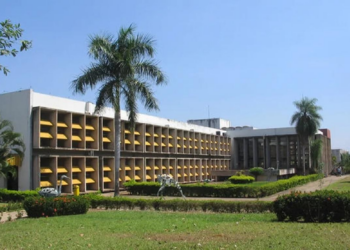 UFMT suspende aulas presenciais de Engenharia Civil após pai de aluno ameaçar estudantes