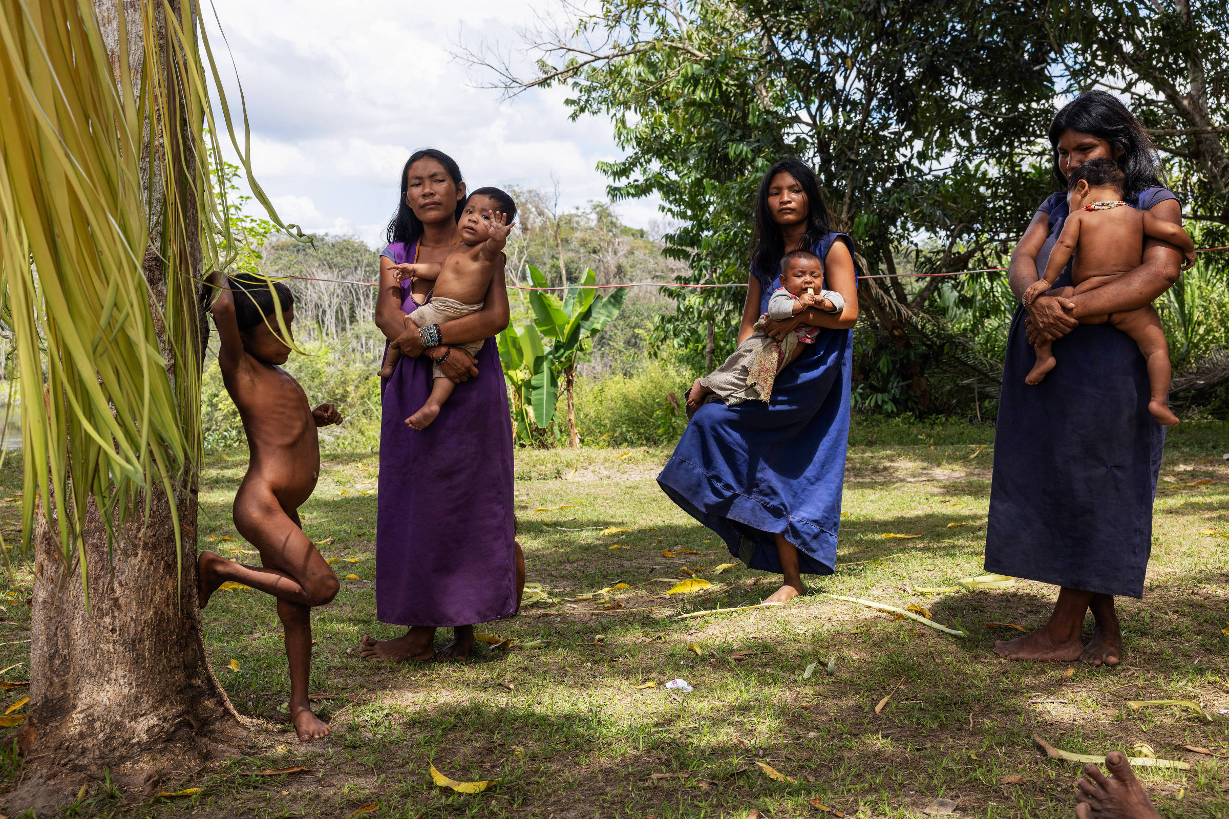 Documentário da Folha mostra como a Transamazônica impacta indígenas que vivem crises sucessivas