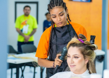 Senac abre inscrições para 6 cursos gratuitos, incluindo Informática, Cuidador&nbsp; de idosos e Assistente Administrativo