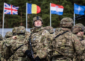 EUA anunciam envio de 5 mil soldados à Polônia após alerta de premiê sobre Rússia