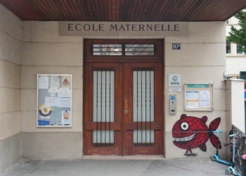 Brasileiro é preso por suspeita de estupro em escândalo de violência sexual em pré-escolas de Paris