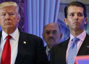 Trump diz que não vai ao casamento do seu filho mais velho nas Bahamas