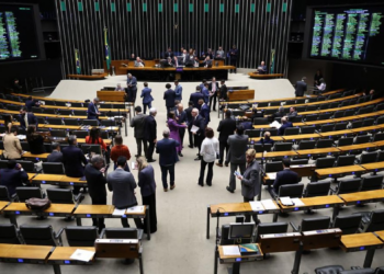 Igrejas podem ser liberadas de pagar impostos sobre carros e materiais de construção