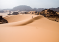 Dezenas de pessoas morrem de sede no deserto do Saara após pane em caminhão