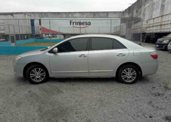 Leilão da Receita Federal tem carro por R$ 10 mil, eletrodomésticos e joias