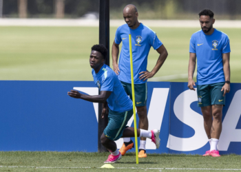 Vinicius Junior diz chegar à Copa no momento mais especial de sua carreira