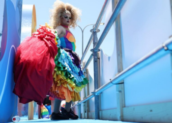 Por que o apoio à causa LGBT está caindo nos EUA?