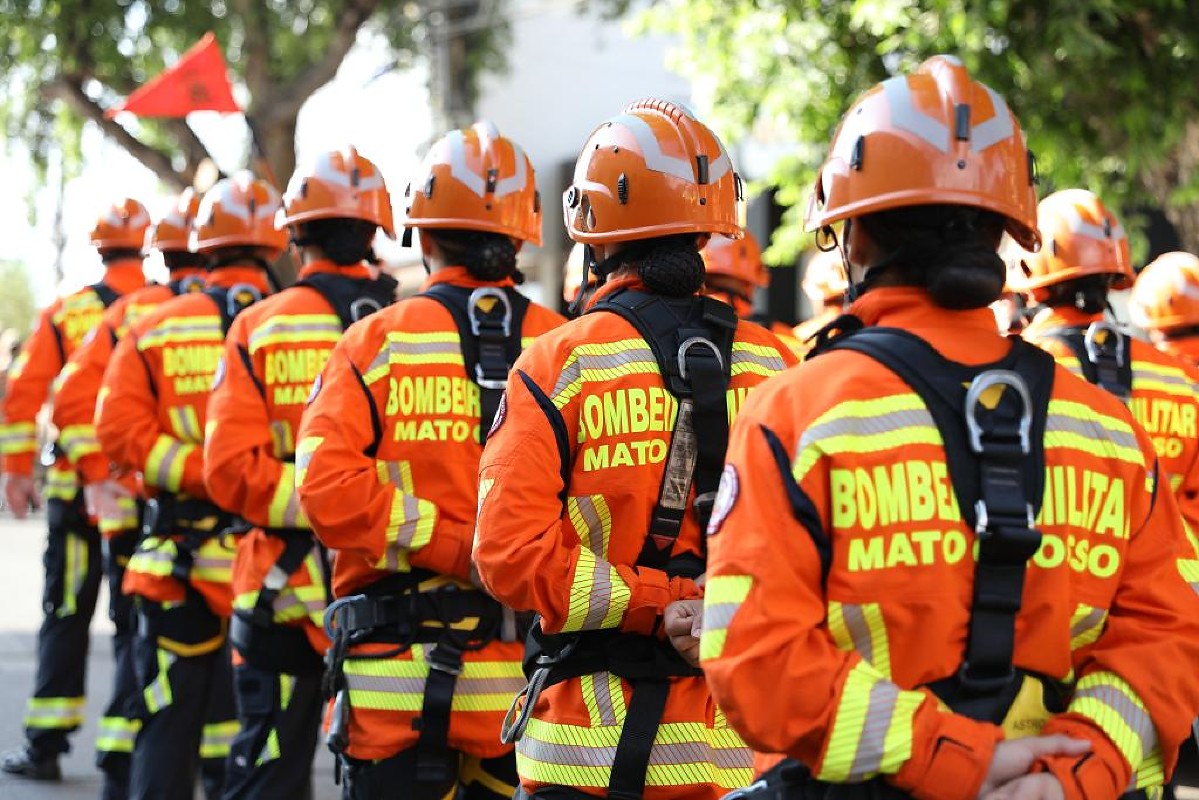 Corpo de Bombeiros abre seletivo com salário de R$ 2,6 mil para 150 brigadistas em Mato Grosso