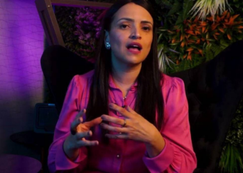 Produtora de filme sobre Bolsonaro obtém medida protetiva contra ex-marido