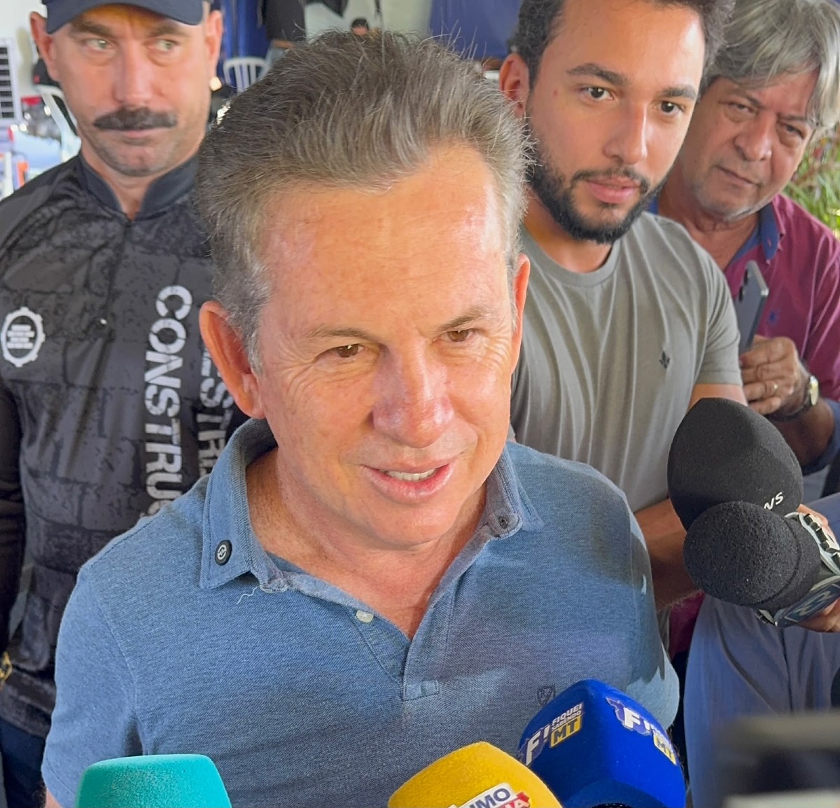 Mauro aposta em 2 a 0 e pede que jogadores "joguem com raça"