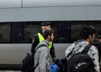 O que é a “remigração”, que ganha força na Suécia e na Dinamarca