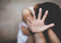 Homem de 54 anos estupra a neta de 11 anos em Barra do Garças