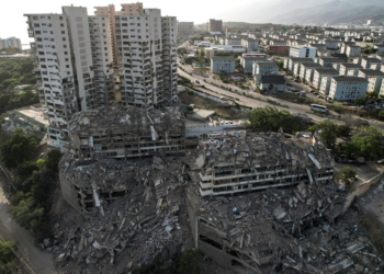 Número de mortos na Venezuela após terremoto sobe para 3,811, afirma governo