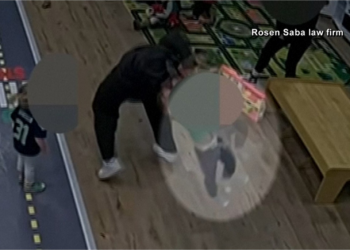 VÍDEO: criança fica gravemente ferida ao ser lançada para cima em creche dos EUA