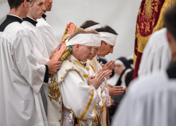 Grupo ultraconservador excomungado pelo Vaticano recorre da decisão