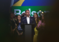 Flávio deve formar conselho de campanha com aliados para rebater isolamento