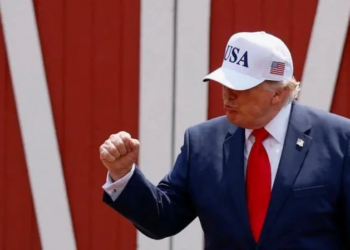 No aniversário de 250 anos, Trump reacende o debate: quais os limites do poder nos EUA?