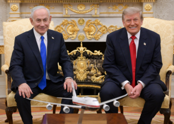 Trump diz que aliados do Oriente Médio definiram termos de acordo para encerrar guerra com o Irã