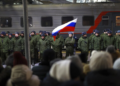 Rússia quer aumentar produção de mísseis e recrutar 300 mil novos soldados para guerra na Ucrânia, afirma Zelensky
