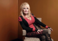 Trump lamenta morte de Dolly Parton e manda hastear bandeiras dos EUA a meio-mastro por uma semana