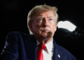 Por que Trump quer restringir o voto pelo correio se ele mesmo já usou o recurso várias vezes?