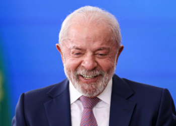 Lula disse, mas não fez: o balanço de um mandato de promessas furadas