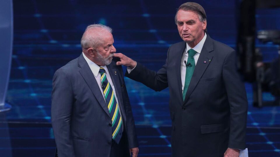 Debates eleitorais perdem força na televisão e viram combustível para redes sociais