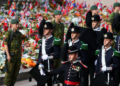Noruega faz funeral do rei Harald com presença de multidão e de famílias reais europeias