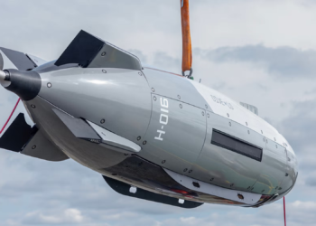 Conheça o Dive-LD, drone submarino dos EUA que opera 10 dias submerso sem piloto e foi capturado pelo Irã