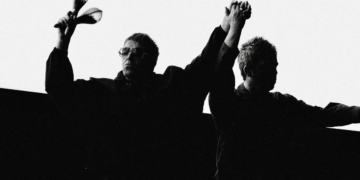 Filme mergulha na turnê de reunião do Oasis e na trégua entre os irmãos Gallagher