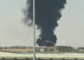 VÍDEO mostra imensa coluna de fumaça negra na capital da Arábia Saudita após ataque