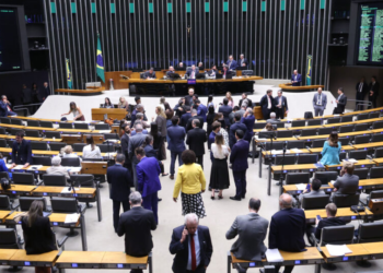 Novo ranking lista os deputados mais alinhados a pautas conservadoras