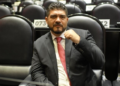 Deputado federal é encontrado morto dentro de carro com ferimento de bala no México