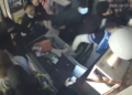 VÍDEO: câmeras registram invasão e saque de loja em Nice por manifestantes