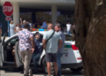 VÍDEO mostra brasileiro sendo preso nos EUA após usar roupa de agente do ICE durante votação